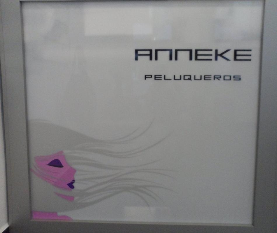 Anneke Peluqueros